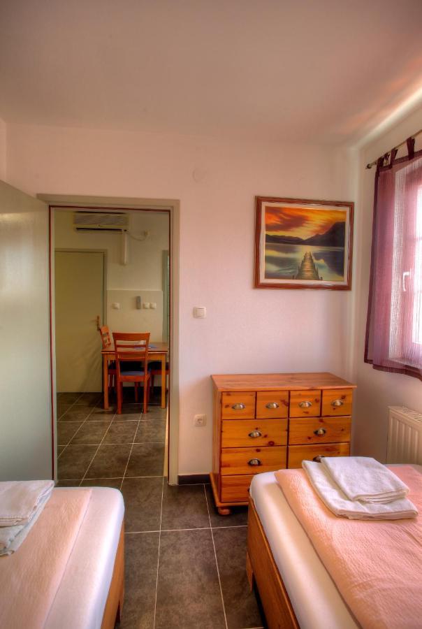 Bokun Apartments II Sisak Eksteriør billede
