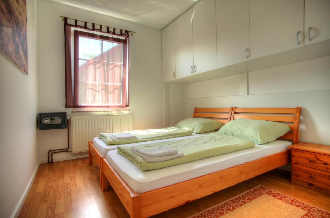 Bokun Apartments II Sisak Eksteriør billede