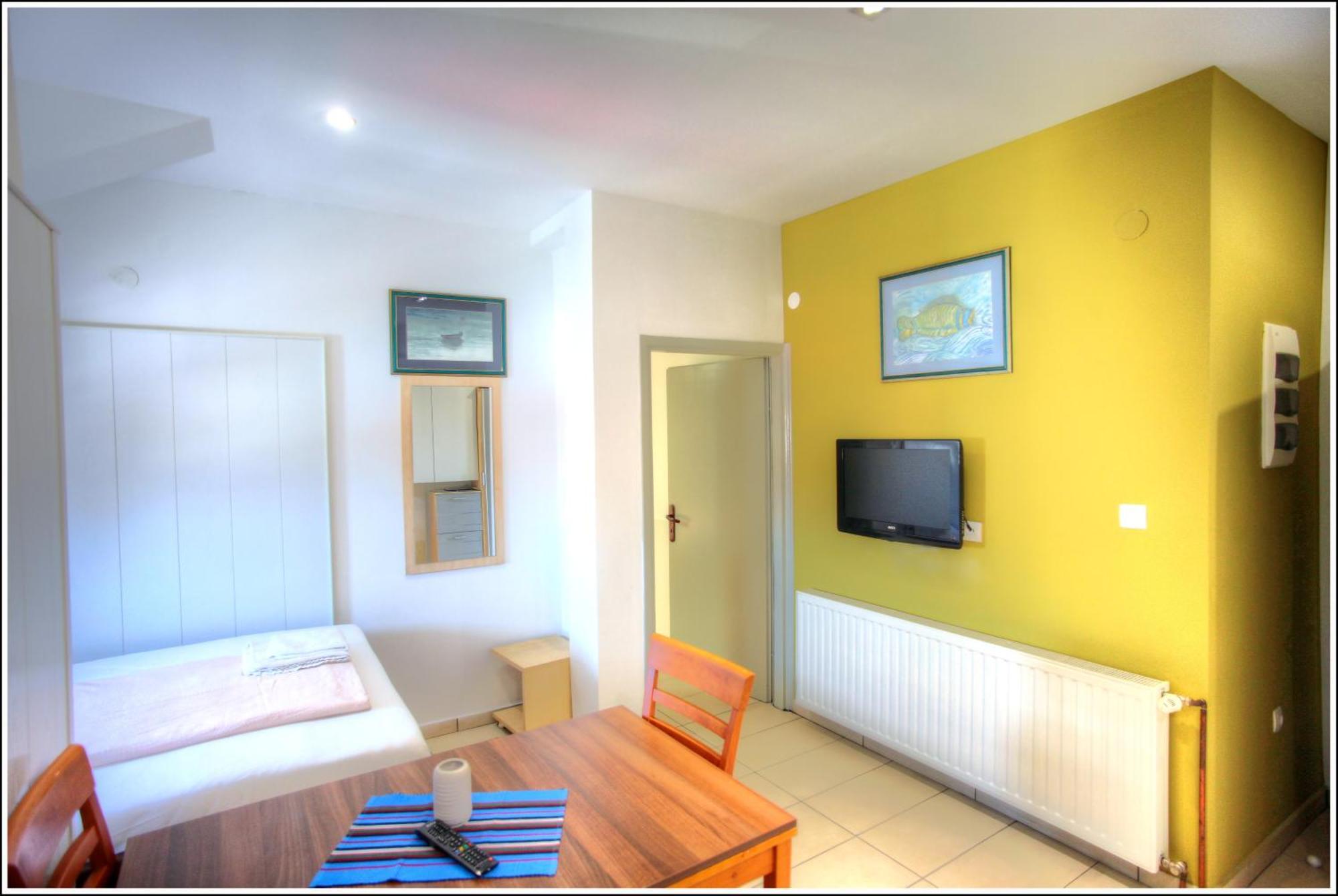 Bokun Apartments II Sisak Eksteriør billede